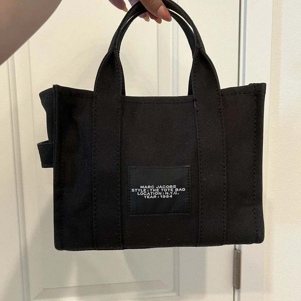 Marc Jacobs The Tote Bag Small 10